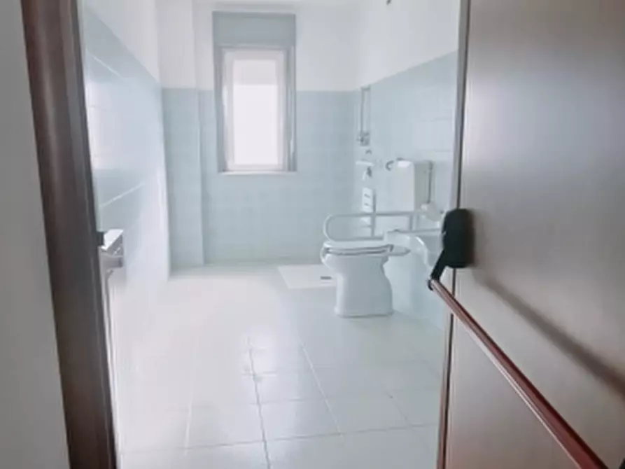 Immagine 29 di Palazzo in vendita  in Via Albani a Floridia