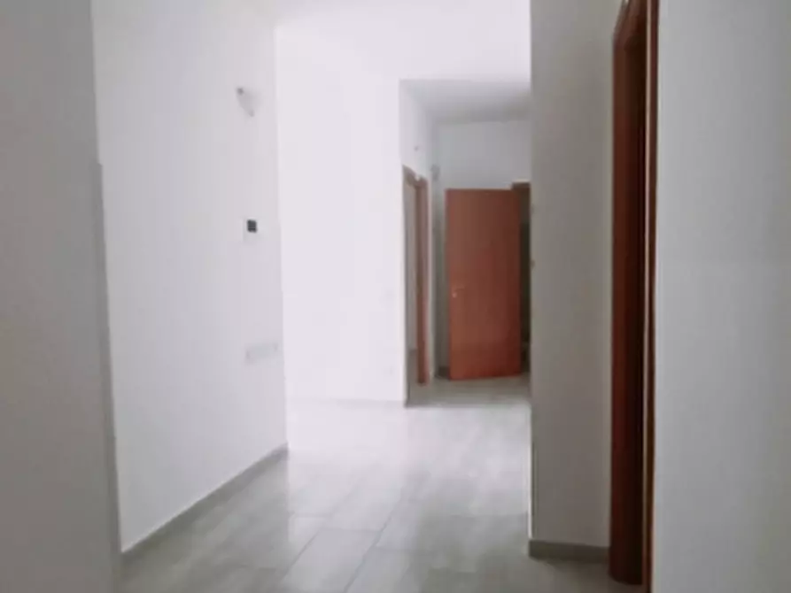 Immagine 30 di Palazzo in vendita  in Via Albani a Floridia