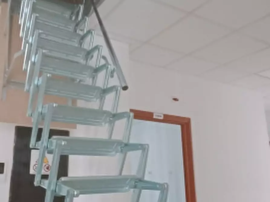 Immagine 32 di Palazzo in vendita  in Via Albani a Floridia