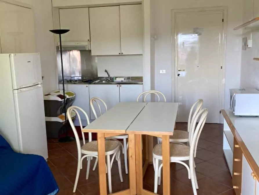 Immagine 17 di Appartamento in vendita  a Olbia