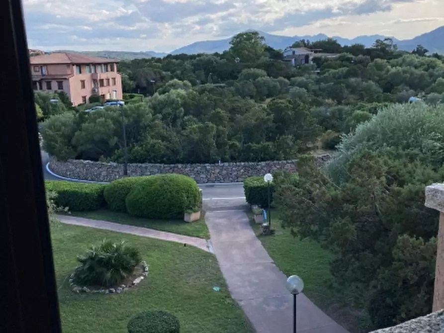 Immagine 29 di Appartamento in vendita  a Olbia