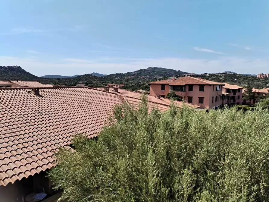 Immagine 10 di Appartamento in vendita  a Olbia