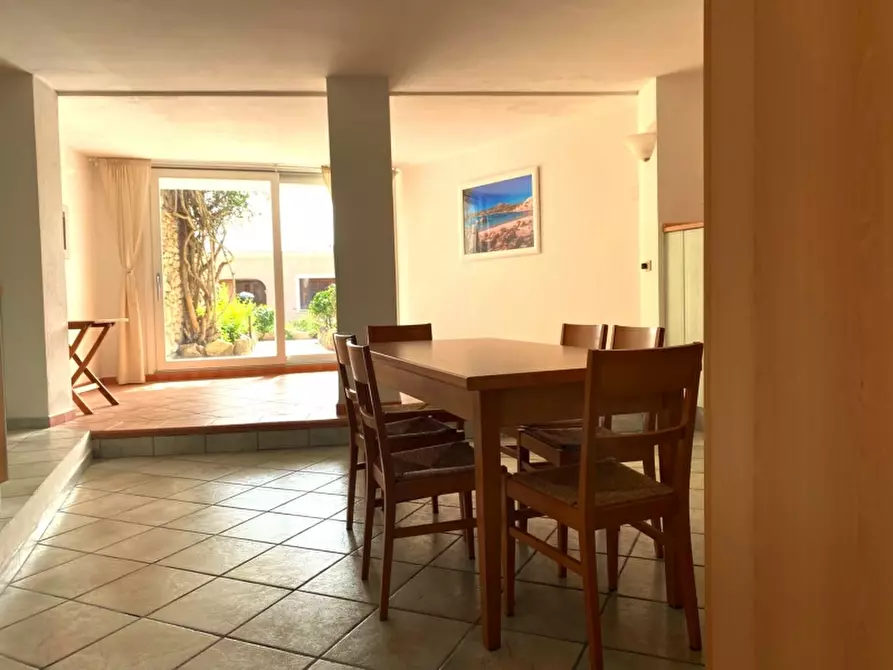 Immagine 4 di Appartamento in vendita  a Olbia