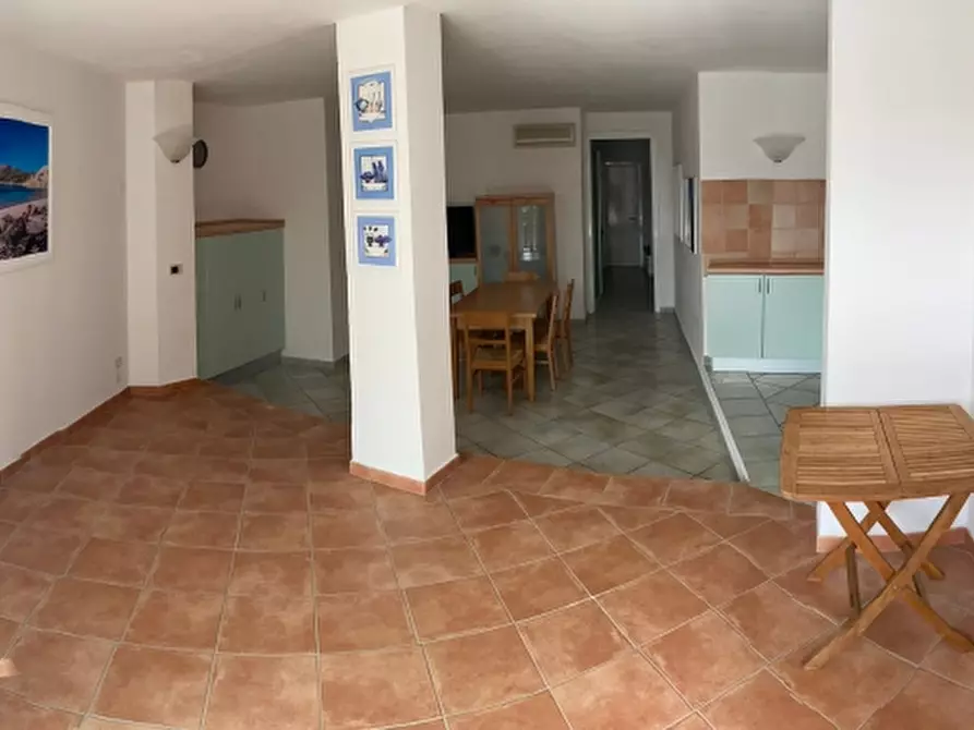 Immagine 22 di Appartamento in vendita  a Olbia