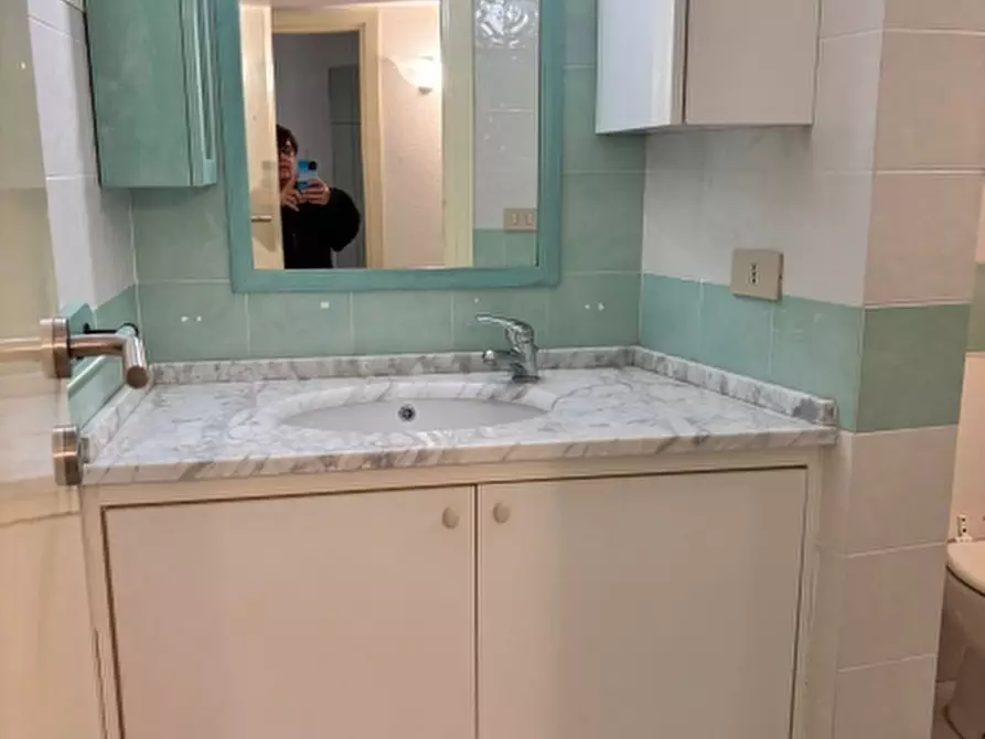 Immagine 28 di Appartamento in vendita  a Olbia