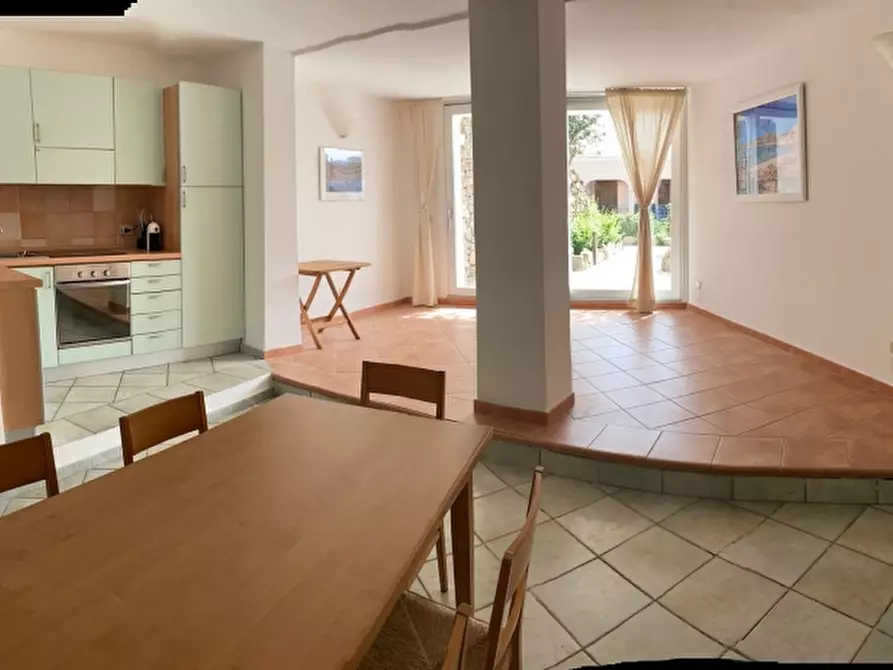 Immagine 6 di Appartamento in vendita  a Olbia