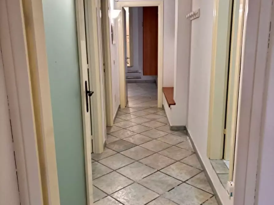 Immagine 11 di Appartamento in vendita  a Olbia