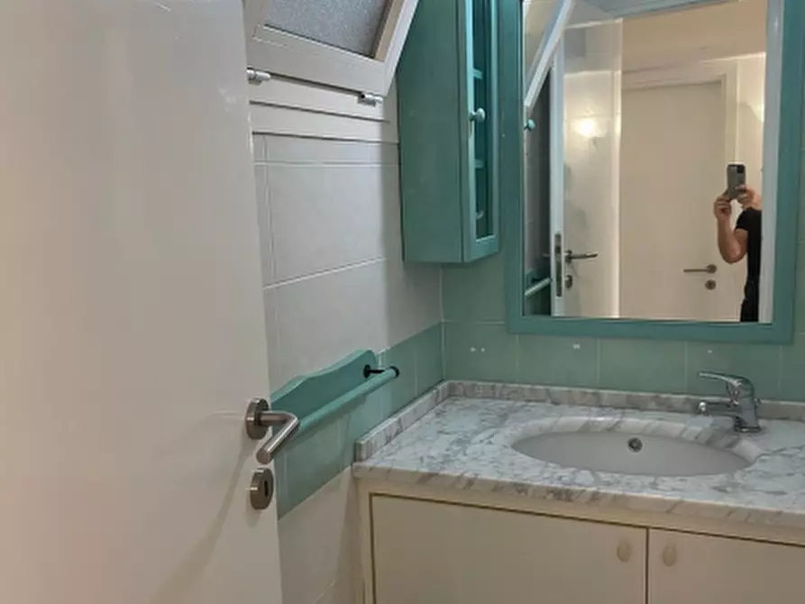 Immagine 13 di Appartamento in vendita  a Olbia