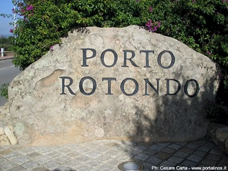 Immagine 18 di Appartamento in vendita  a Olbia