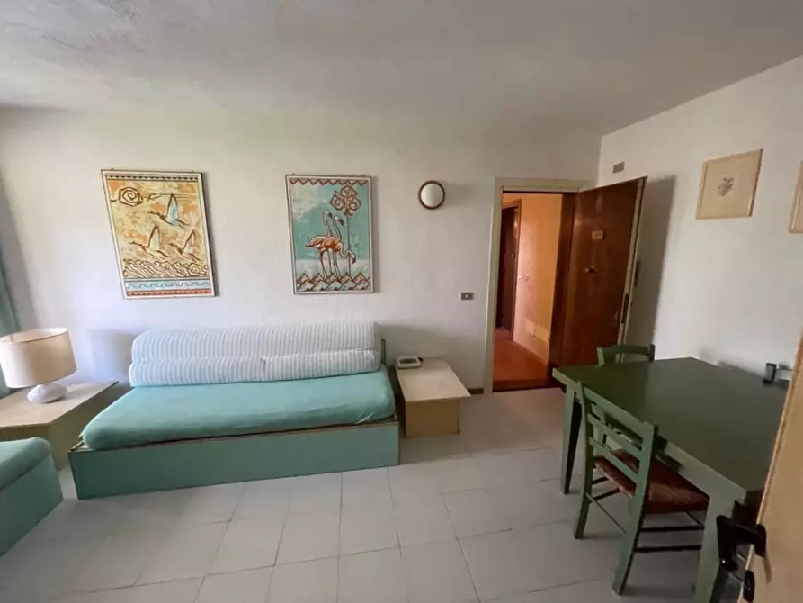 Immagine 3 di Appartamento in vendita  a Olbia