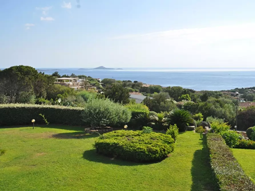 Immagine 28 di Villa in vendita  a Olbia
