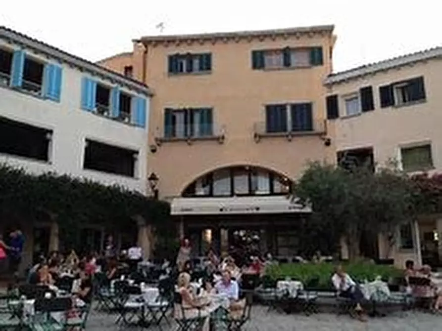 Immagine 20 di Appartamento in vendita  a Olbia