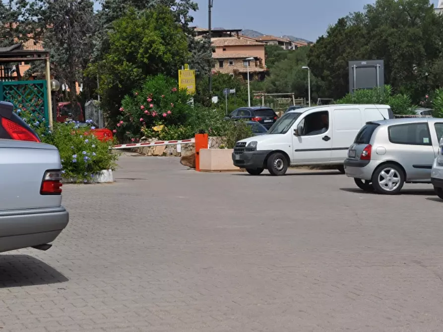 Immagine 24 di Appartamento in vendita  a Olbia