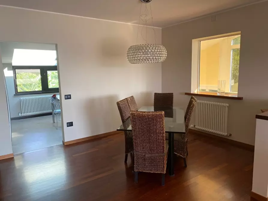 Immagine 35 di Villa in vendita  a Fano