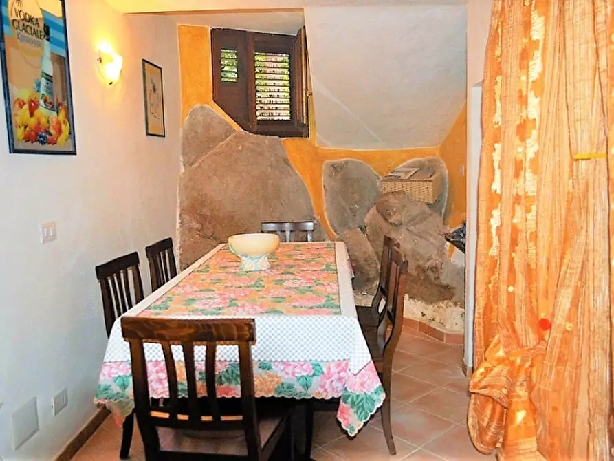 Immagine 6 di Appartamento in vendita  a Olbia