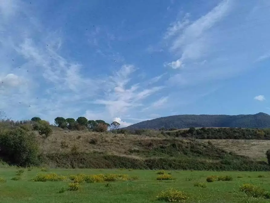 Immagine 1 di Terreno residenziale in vendita  a Tivoli