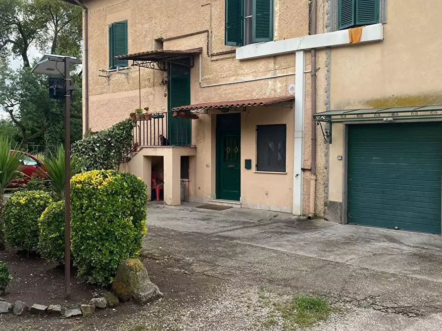 Immagine 1 di Appartamento in vendita  in Via delle Capannelle 111 a Roma