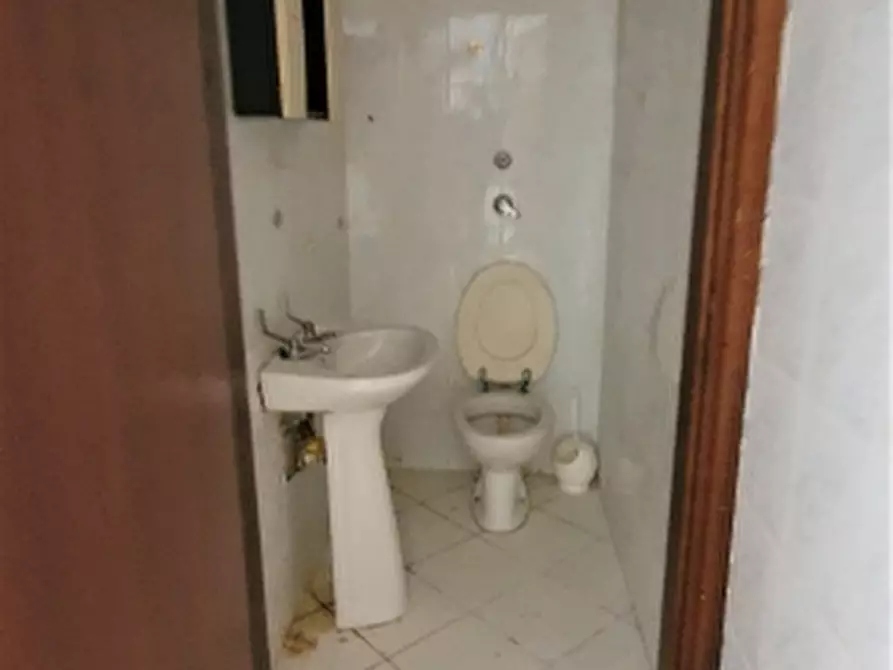 Immagine 12 di Negozio in vendita  in Via Nausica a Paceco