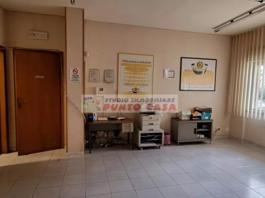 Immagine 4 di Ufficio in vendita  a Trapani