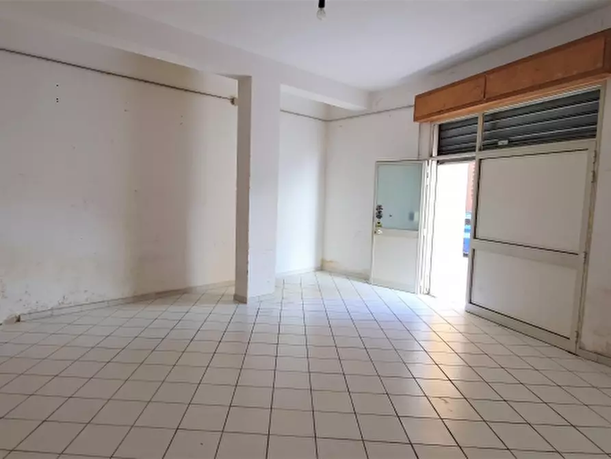 Immagine 5 di Negozio in vendita  in Via Nausica a Paceco