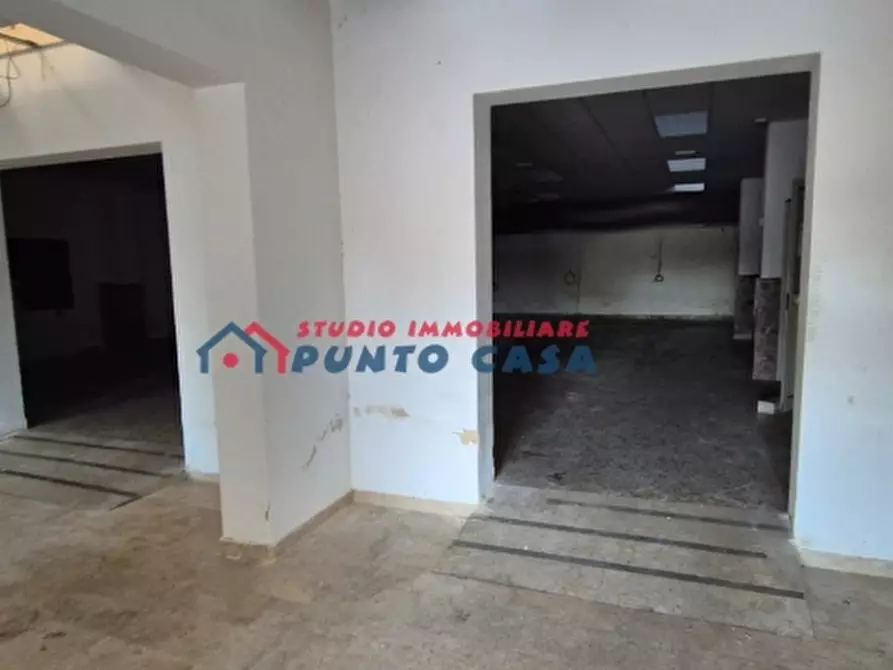 Immagine 18 di Negozio in vendita  a Trapani