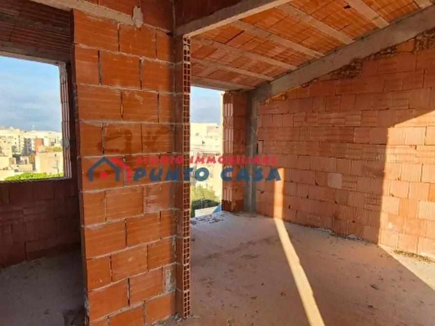 Immagine 2 di Palazzo in vendita  a Erice