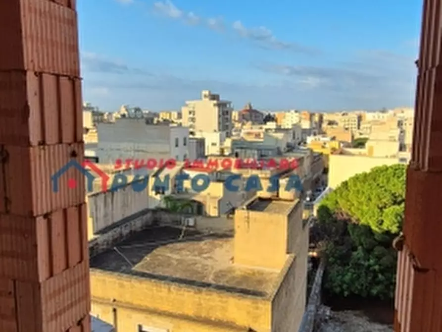 Immagine 13 di Palazzo in vendita  a Erice