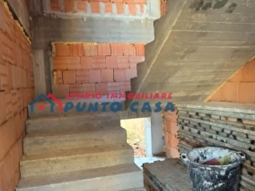 Immagine 17 di Palazzo in vendita  a Erice