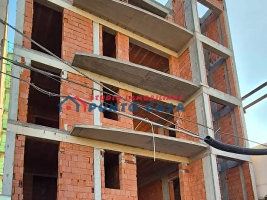 Immagine 7 di Palazzo in vendita  a Erice