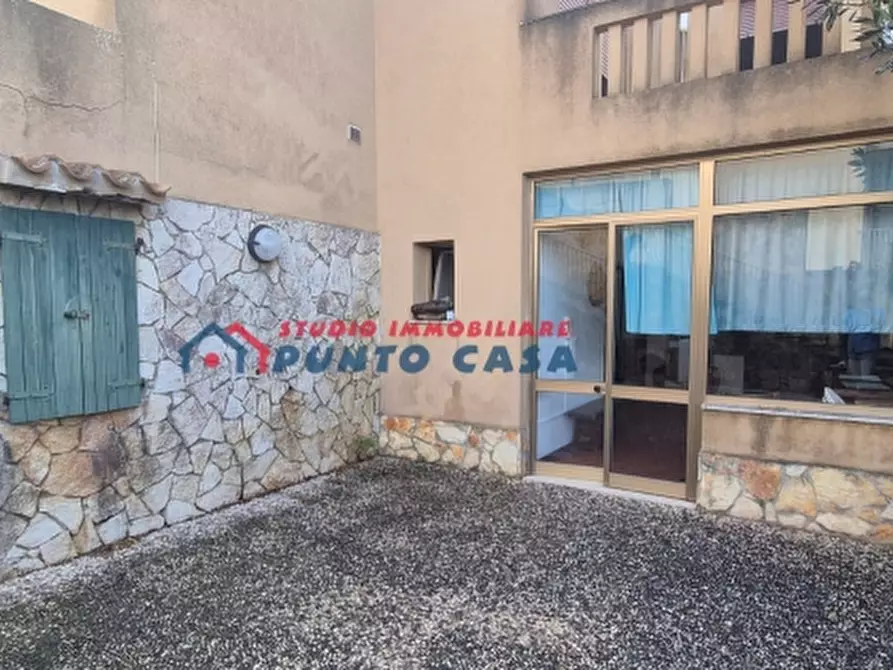 Immagine 21 di Casa indipendente in vendita  a Valderice