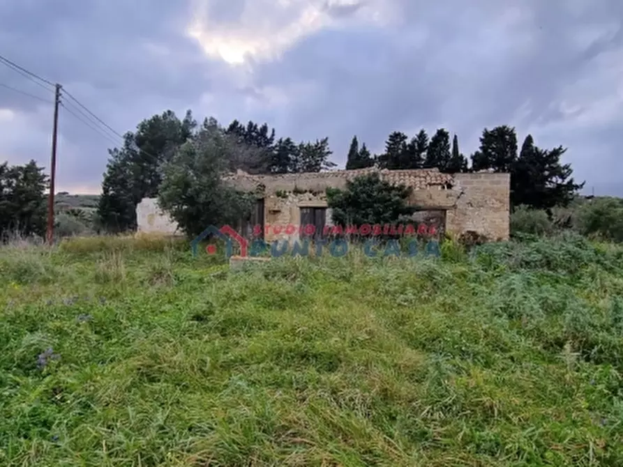 Immagine 2 di Terreno residenziale in vendita  a Buseto Palizzolo