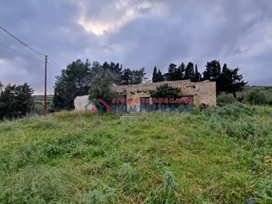 Immagine 15 di Terreno residenziale in vendita  a Buseto Palizzolo