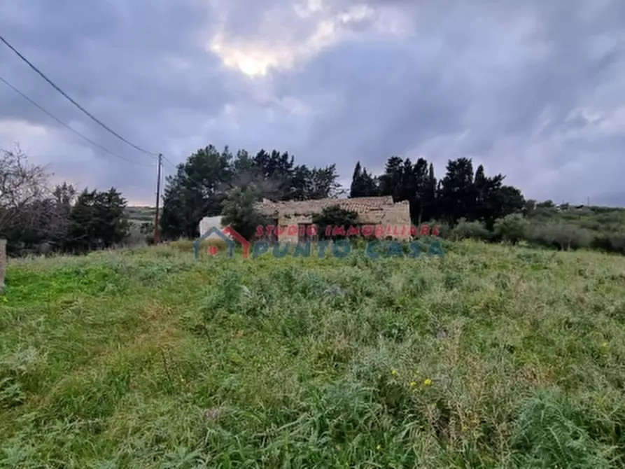 Immagine 18 di Terreno residenziale in vendita  a Buseto Palizzolo