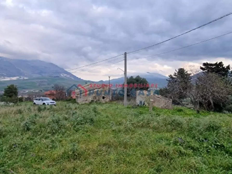 Immagine 10 di Terreno residenziale in vendita  a Buseto Palizzolo
