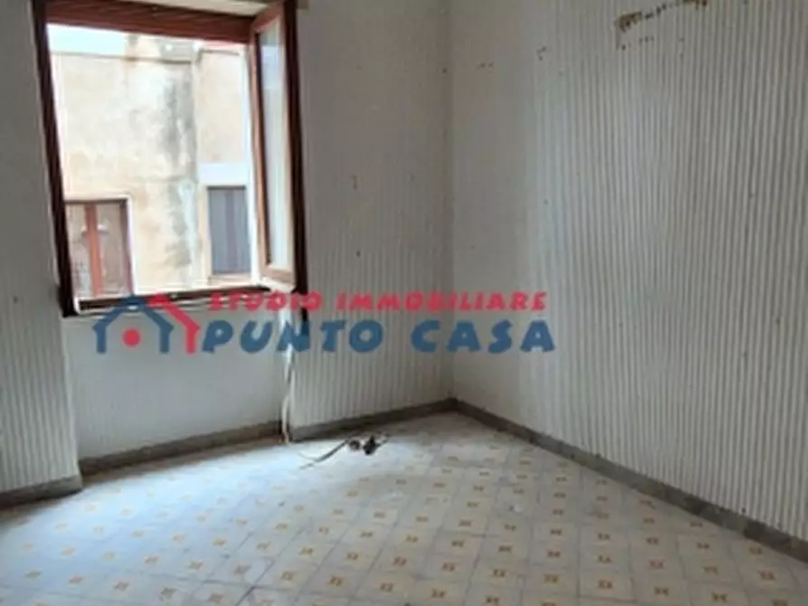 Immagine 13 di Palazzo in vendita  a Trapani