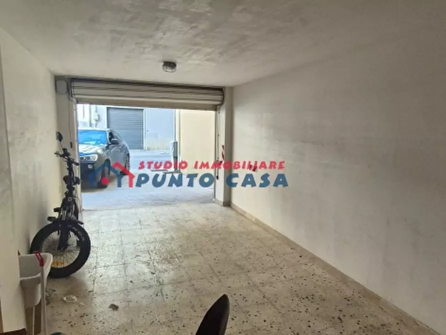 Immagine 5 di Garage in vendita  a Erice