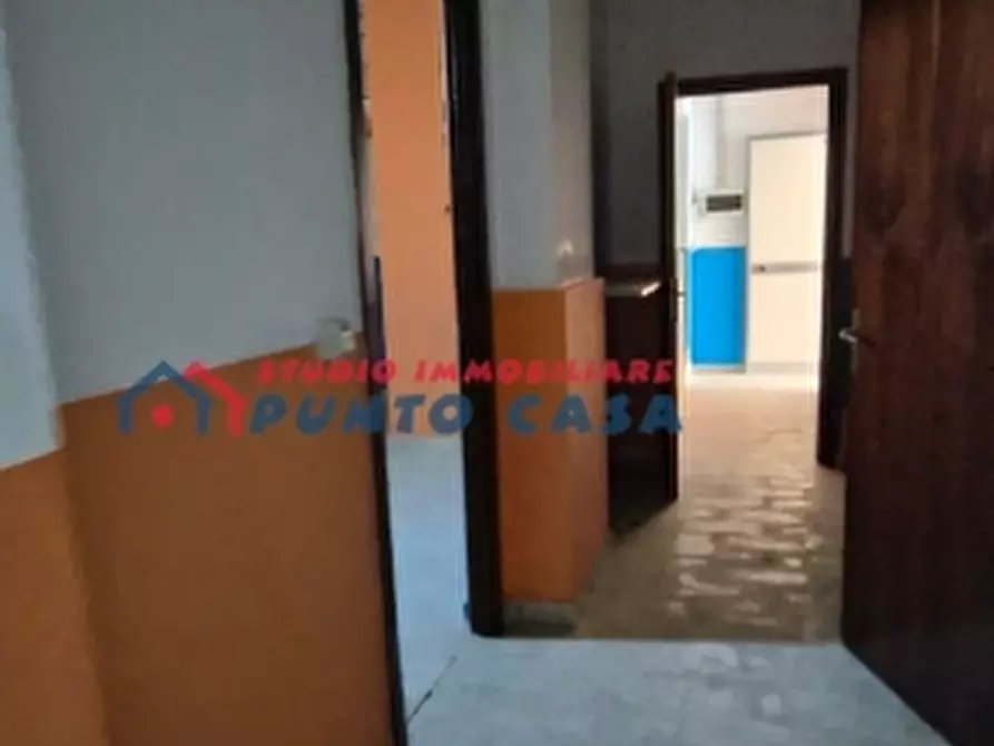 Immagine 5 di Garage in vendita  a Erice