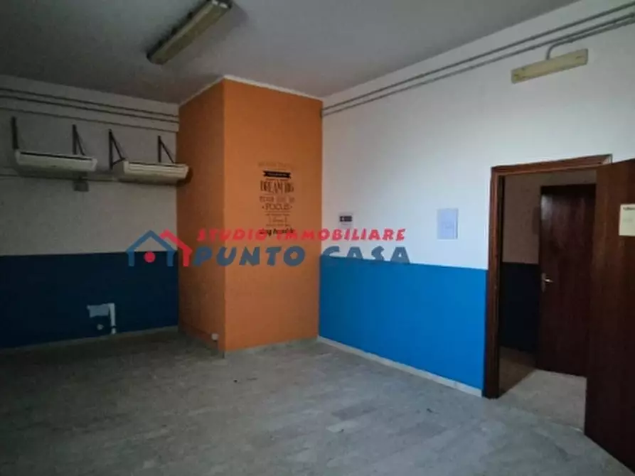 Immagine 6 di Garage in vendita  a Erice