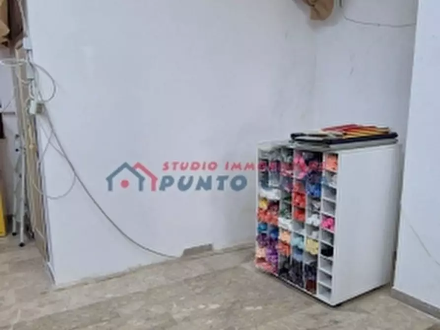 Immagine 5 di Negozio in vendita  a Trapani