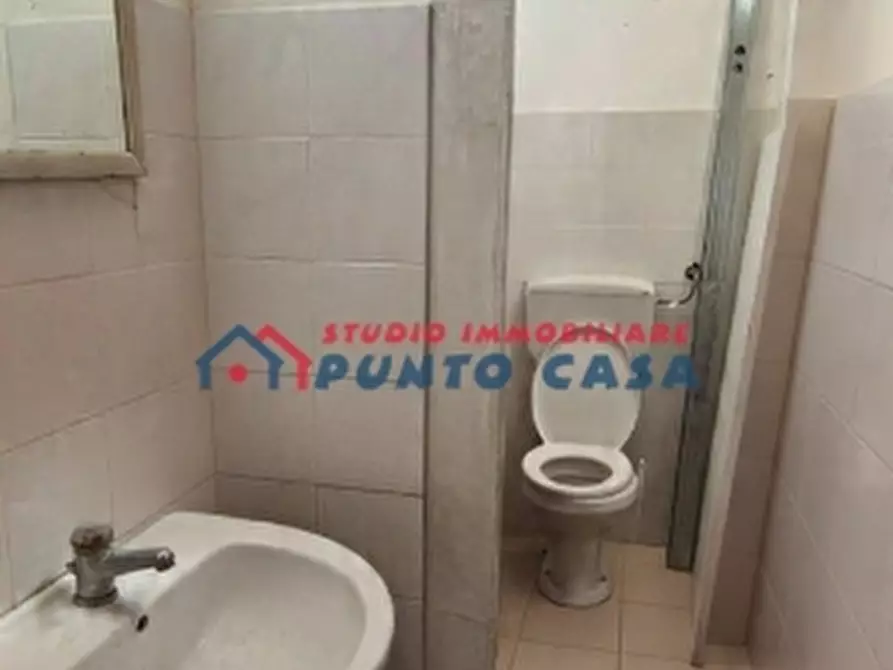 Immagine 7 di Negozio in vendita  a Trapani