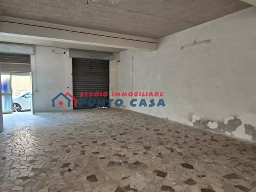 Immagine 11 di Magazzino in vendita  a Trapani