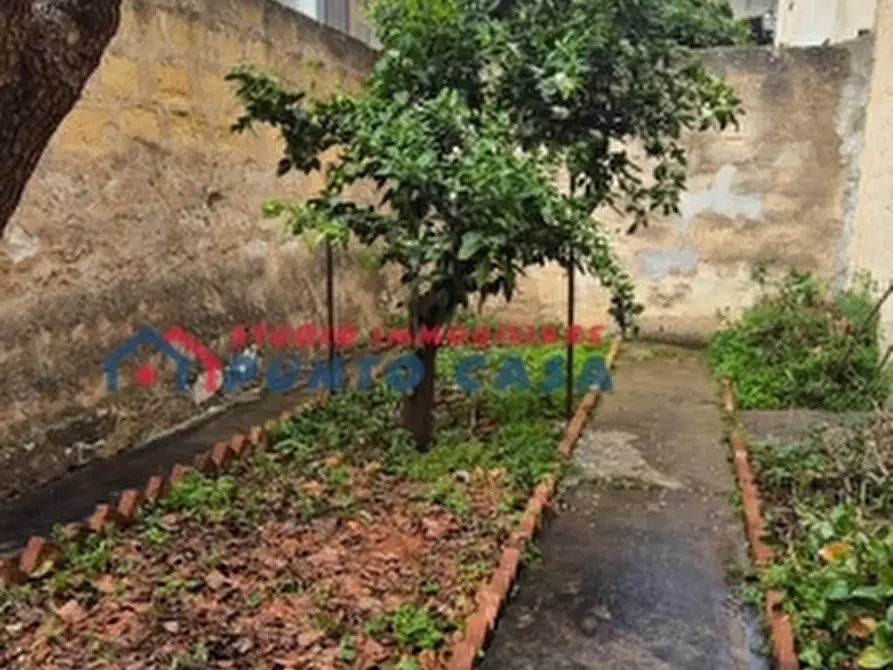 Immagine 20 di Magazzino in vendita  a Trapani