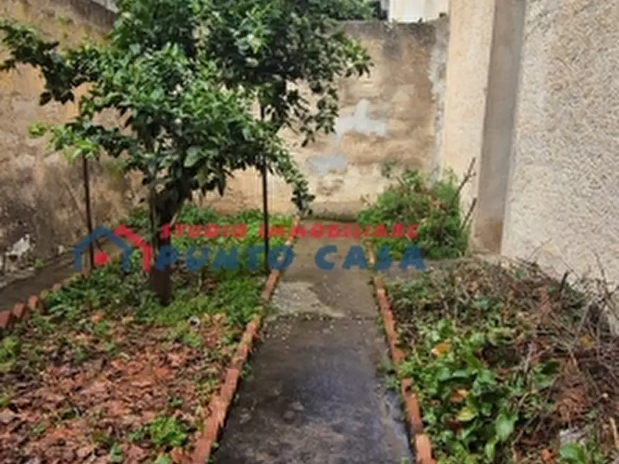 Immagine 14 di Box auto in vendita  a Trapani