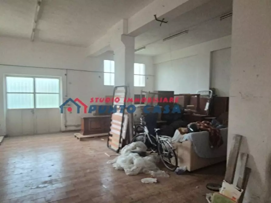 Immagine 3 di Magazzino in vendita  a Trapani