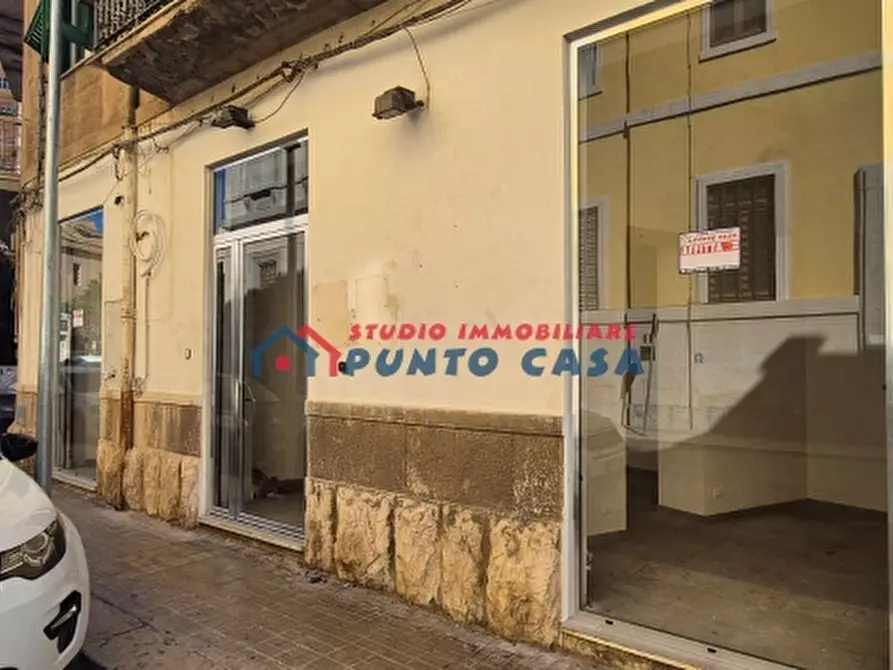 Immagine 3 di Negozio in affitto  a Trapani