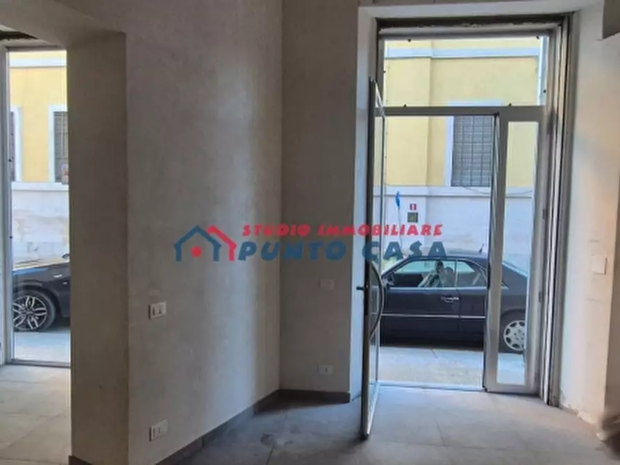 Immagine 8 di Negozio in affitto  a Trapani