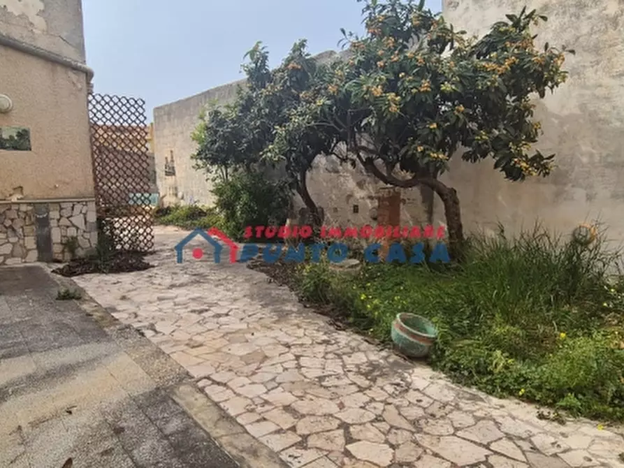 Immagine 13 di Casa indipendente in vendita  a Trapani