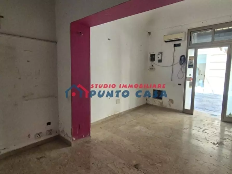 Immagine 10 di Negozio in affitto  a Trapani