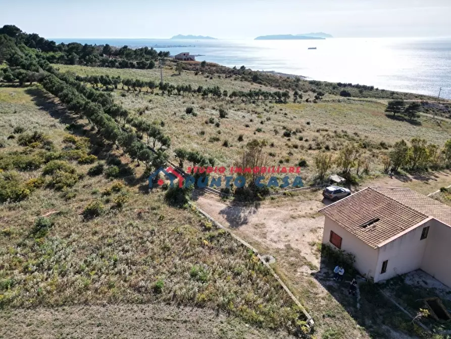 Immagine 8 di Terreno residenziale in vendita  a Erice