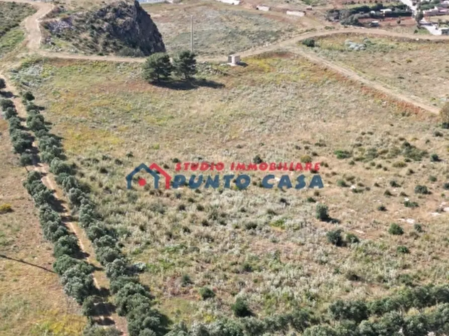 Immagine 9 di Terreno residenziale in vendita  a Erice
